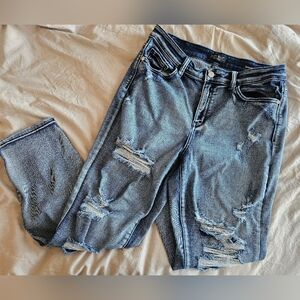 Judy Blue Ripped Denim Boyfriend Jeans